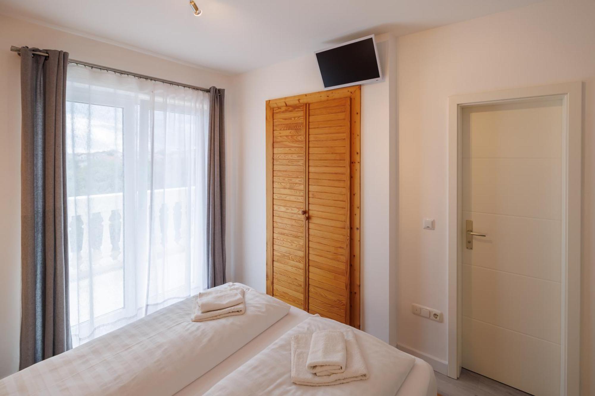 Guesthouse Halilagic Krk Town Exterior foto